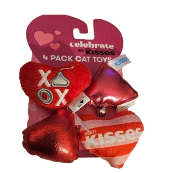 HERSHEY’S KISSES Valentine Catnip Toys 4-Pack with Feathers & Bell Pet soft toys - Picture 12 of 16